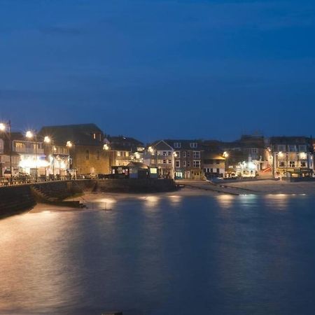 St Ives Apartment Private Parking With Garden 10 Minute Walk Into Town And Beach Exterior photo